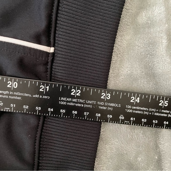 Adidas Women’s Track Jacket Medium Black 3 Stripe Full Zip Athletic Warm Up Socc - Picture 6 of 9